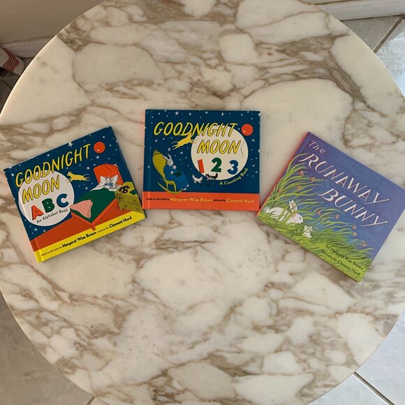 Goodnight Moon Treasure Box Set - 5 Classic Stories - Picture 3 of 3